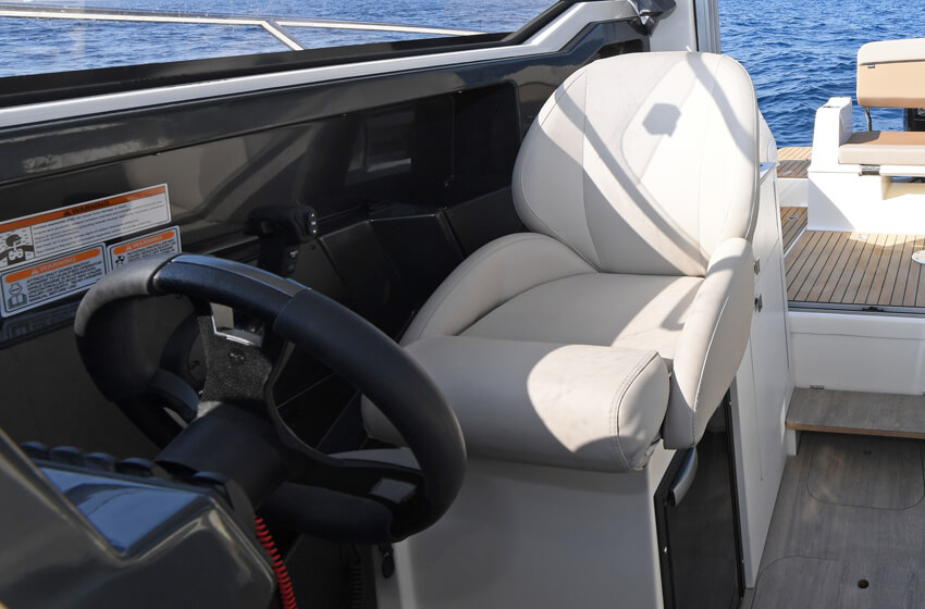 Pilot Seats with Flip Bolster and Swivel