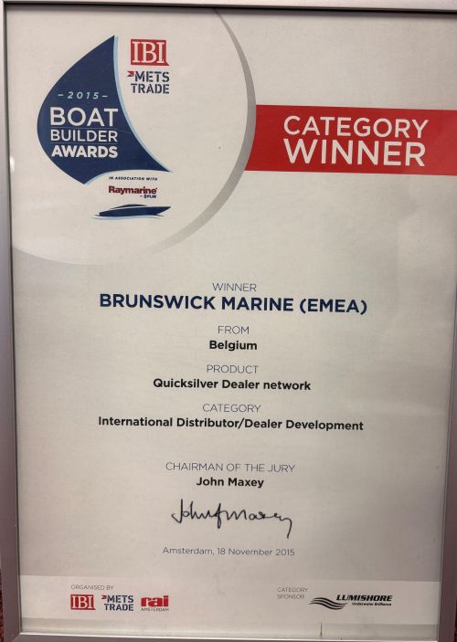 Boat Builder Award Winner 2015 Quicksilver (1) Reduced