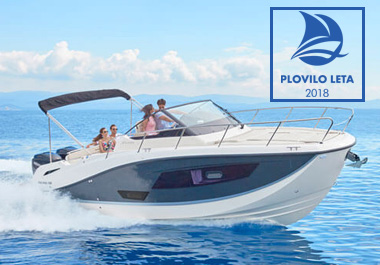 The Quicksilver Activ 875 Sundeck wins the Slovenian Motorboat of the Year Award 2018