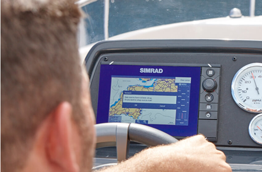 Simrad GPS/Chart Plotter Cruise 7 with HDI Transducer